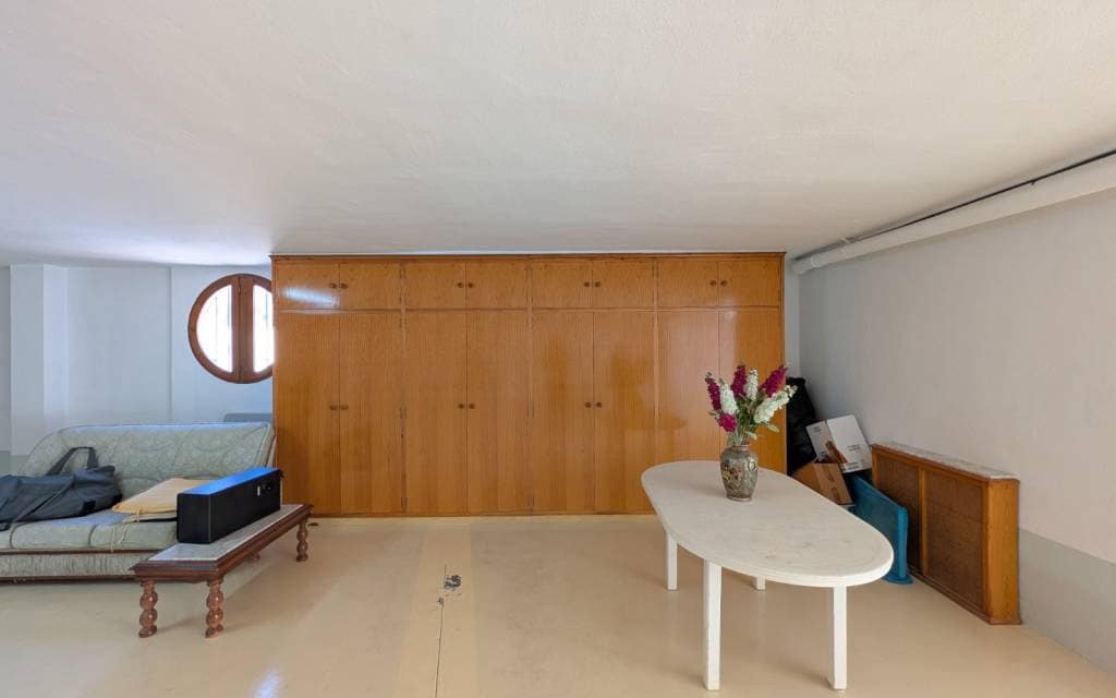 5 quarto Casa em Banda para venda em Sax com garagem - 260 000 € (Ref: 9720820)