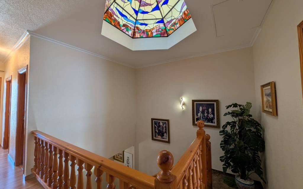 5 quarto Casa em Banda para venda em Sax com garagem - 260 000 € (Ref: 9720820)