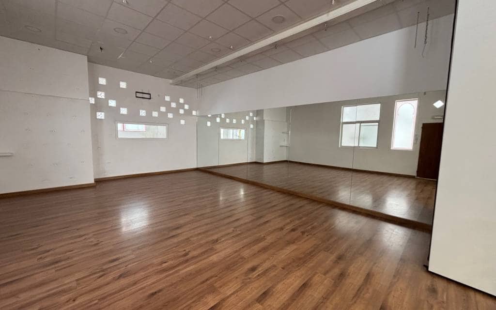 1 Zimmer Gewerbe zu verkaufen in Sax mit Garage - 130.000 € (Ref: 9720821)