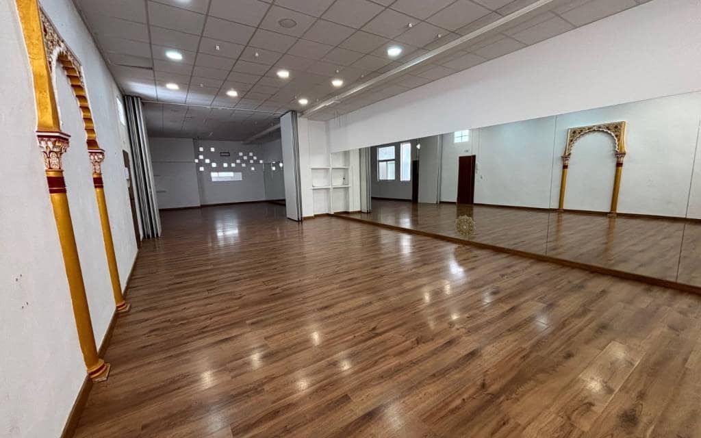 1 Zimmer Gewerbe zu verkaufen in Sax mit Garage - 130.000 € (Ref: 9720821)