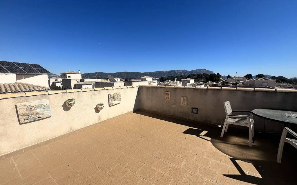 4 sovrum Villa till salu i Castalla med pool - 245 000 € (Ref: 9759634)