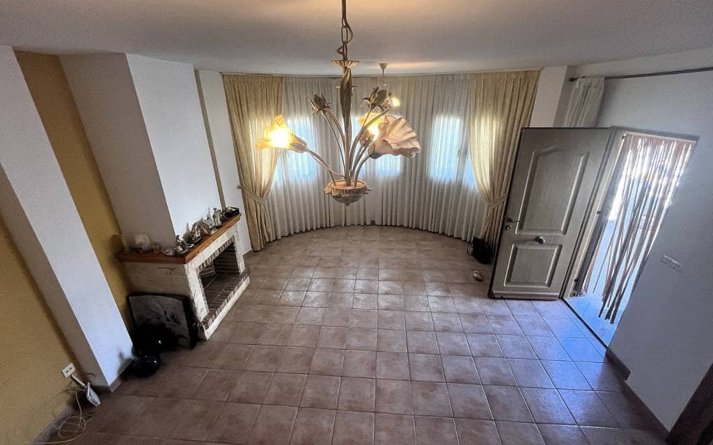 4 sovrum Villa till salu i Castalla med pool - 245 000 € (Ref: 9759634)