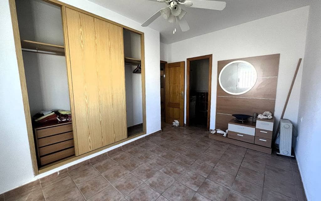 4 sovrum Villa till salu i Castalla med pool - 245 000 € (Ref: 9759634)