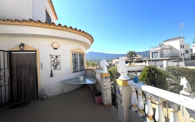 4 soverom Villa til salgs i Castalla med svømmebasseng - € 245 000 (Ref: 9759634)