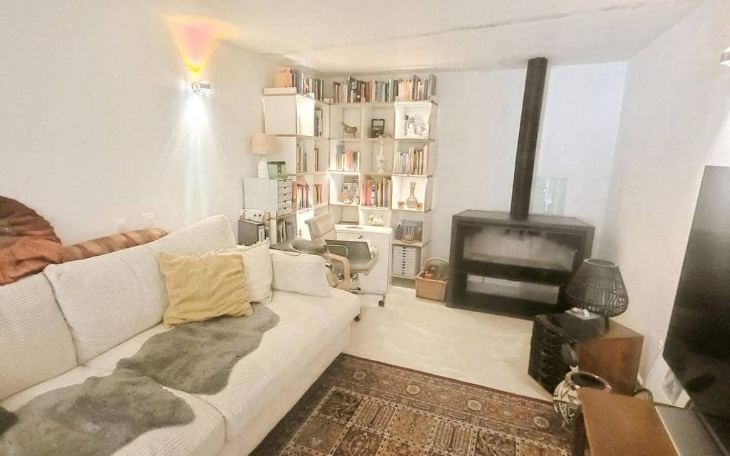 2 makuuhuone Luolatalo myytävänä paikassa La Romana - 169 999 € (Ref: 9777242)