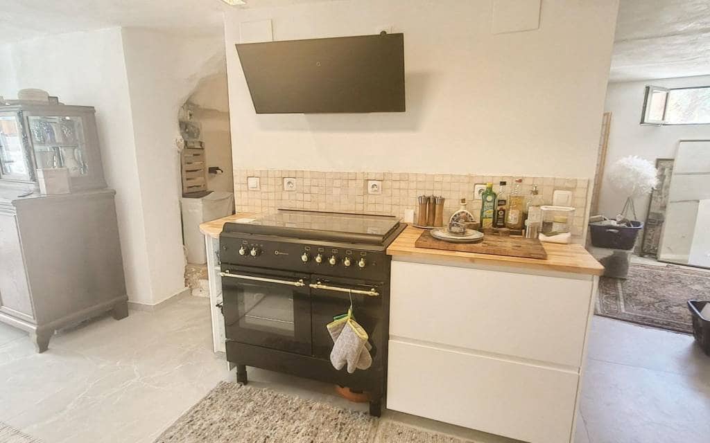 2 makuuhuone Luolatalo myytävänä paikassa La Romana - 169 999 € (Ref: 9777242)