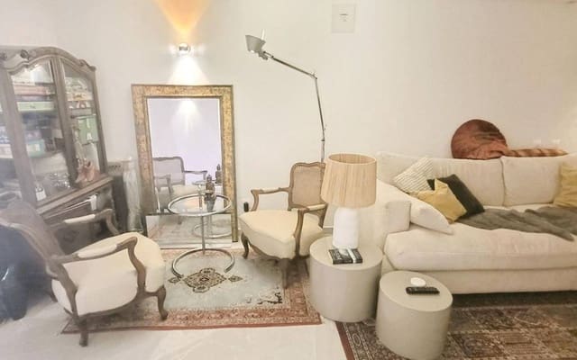 2 makuuhuone Luolatalo myytävänä paikassa La Romana - 169 999 € (Ref: 9777242)