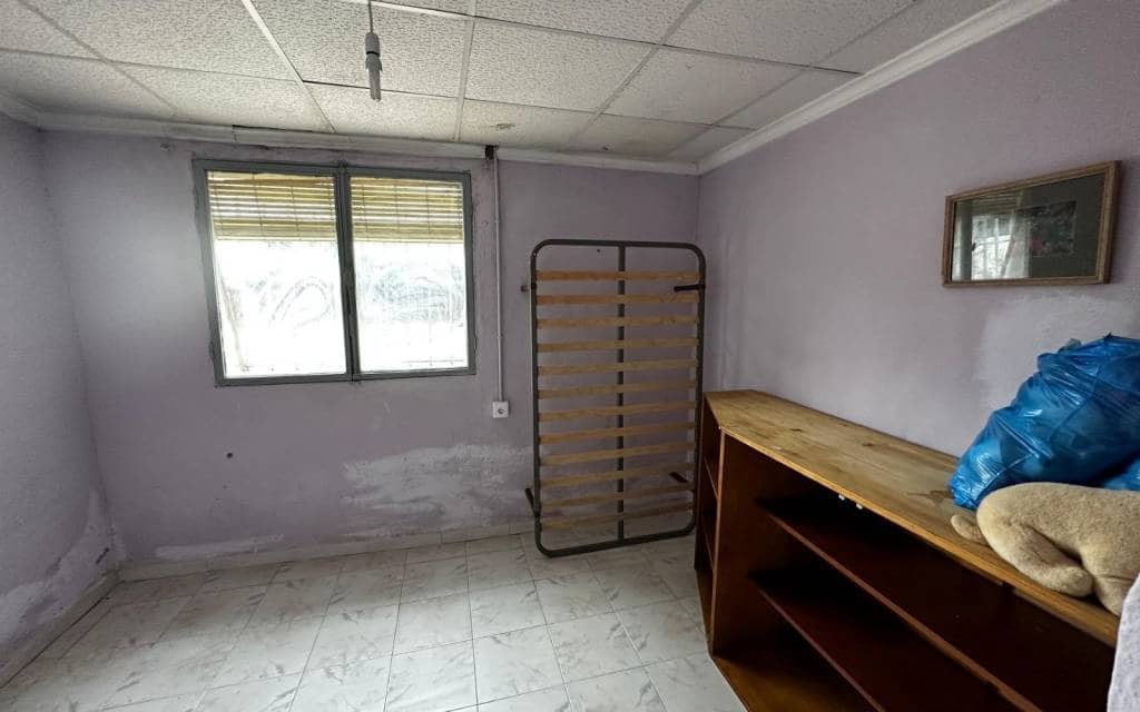 4 soveværelse Villa til salg i Yecla med swimmingpool - € 149.995 (Ref: 9778603)