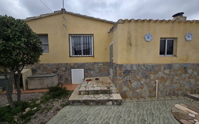 2 sovrum Finca/Hus på landet till salu i La Romana - 125 000 € (Ref: 9795251)