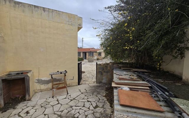 2 sovrum Finca/Hus på landet till salu i La Romana - 125 000 € (Ref: 9795251)