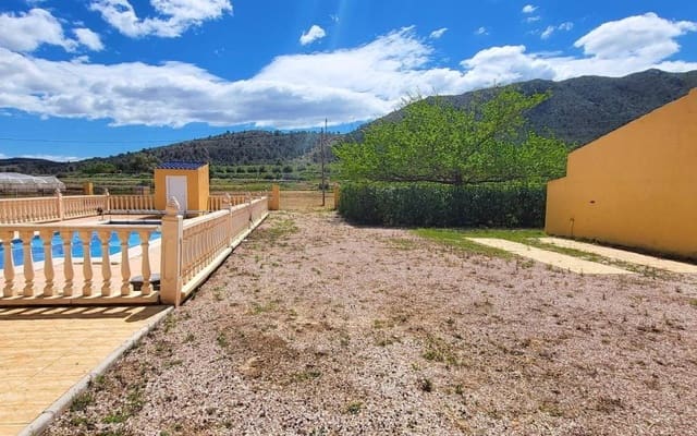 4 slaapkamer Villa te koop in La Romana met zwembad - € 345.000 (Ref: 9801446)