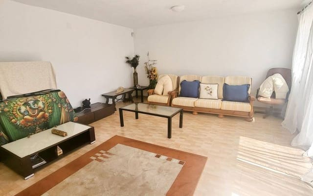 3 sovrum Villa till salu i La Romana med pool - 279 999 € (Ref: 9804981)