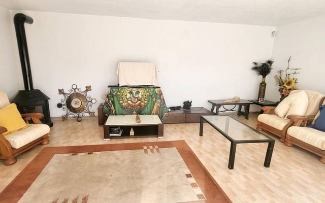 3 sovrum Villa till salu i La Romana med pool - 279 999 € (Ref: 9804981)