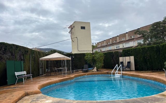 6 sypialnia Willa na sprzedaż w Petrel / Petrer z basenem garażem - 495 000 € (Ref: 9827643)