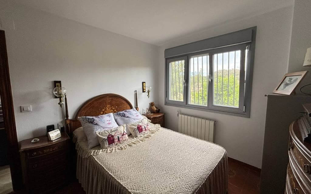 6 bedroom Villa for sale in Petrel / Petrer with pool garage - € 495,000 (Ref: 9827643)