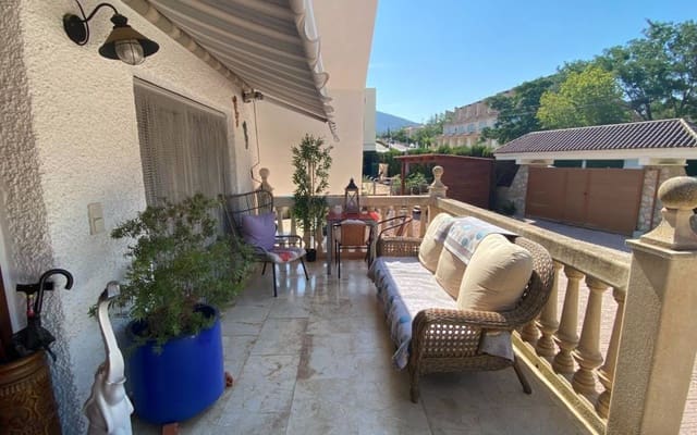 6 soveværelse Villa til salg i Petrel / Petrer med swimmingpool garage - € 495.000 (Ref: 9827643)