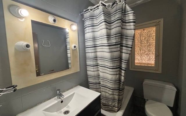 3 bedroom Apartment for rent in Sax - € 500 (Ref: 9834229)