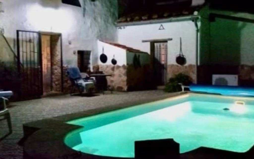 Finca/Casa Rural de 5 habitaciones en Pinoso en venta con piscina garaje - 299.995 € (Ref: 9838531)