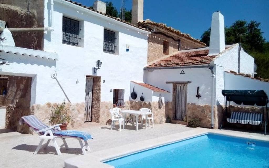 Finca/Casa Rural de 5 habitaciones en Pinoso en venta con piscina garaje - 299.995 € (Ref: 9838531)