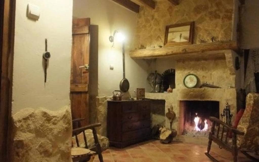 Finca/Casa Rural de 5 habitaciones en Pinoso en venta con piscina garaje - 299.995 € (Ref: 9838531)