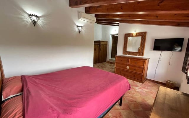 5 sypialnia Finka/Dom wiejski na sprzedaż w Pinoso z basenem garażem - 299 995 € (Ref: 9838531)