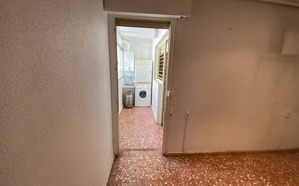 4 bedroom Apartment for sale in Sax - € 109,500 (Ref: 9848097)