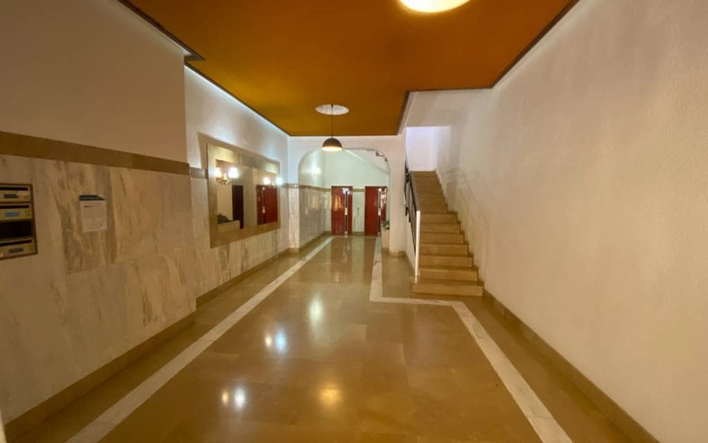 4 bedroom Apartment for sale in Sax - € 109,500 (Ref: 9848097)