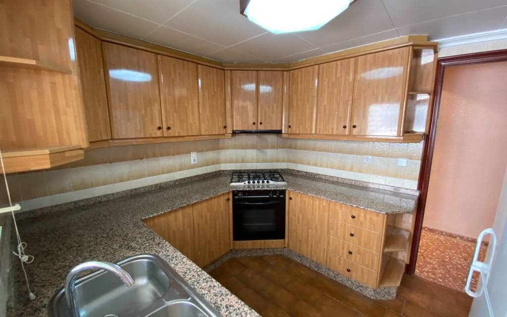 4 bedroom Apartment for sale in Sax - € 109,500 (Ref: 9848097)