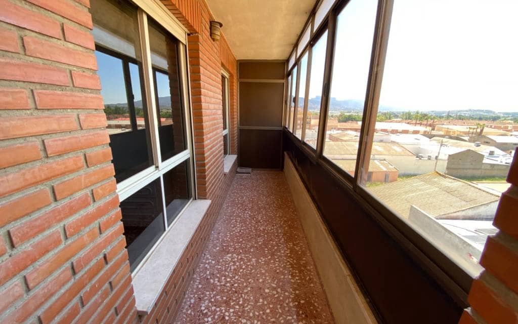 4 bedroom Apartment for sale in Sax - € 109,500 (Ref: 9848097)