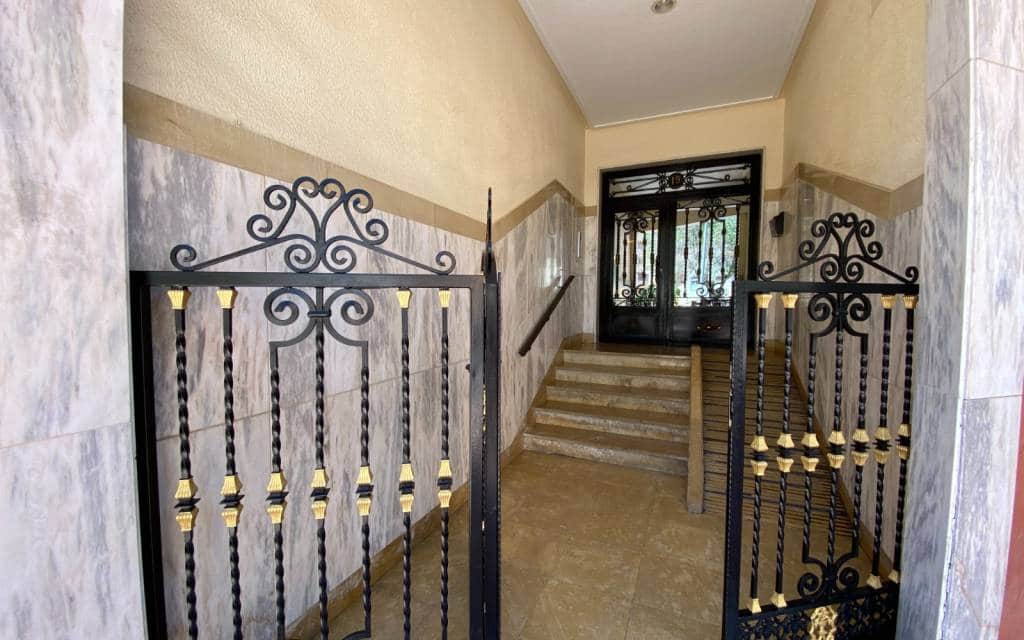 4 bedroom Apartment for sale in Sax - € 109,500 (Ref: 9848097)