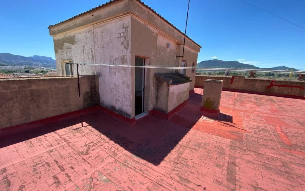 4 bedroom Apartment for sale in Sax - € 109,500 (Ref: 9848097)