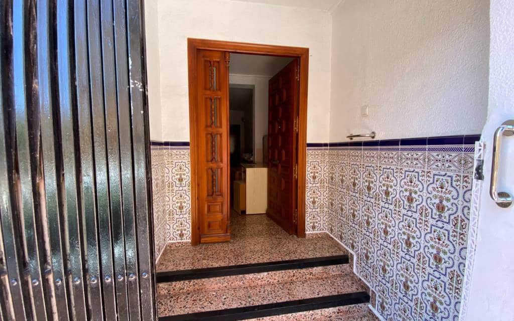 3 bedroom Apartment for sale in Sax - € 89,999 (Ref: 9848098)