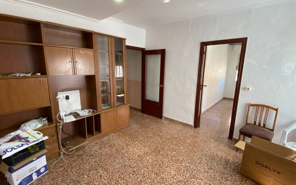 3 bedroom Apartment for sale in Sax - € 89,999 (Ref: 9848098)