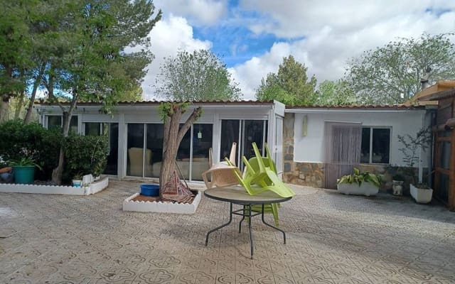 Chalet de 5 habitaciones en Sax en venta con piscina - 339.995 € (Ref: 9853008)