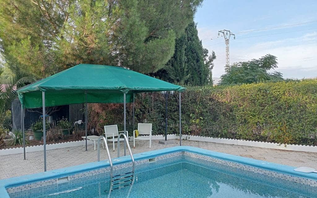 5 bedroom Villa for sale in Sax with pool - € 339,995 (Ref: 9853008)