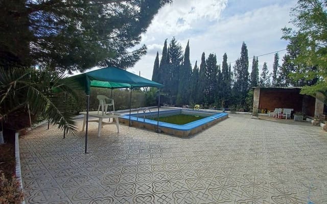 Chalet de 5 habitaciones en Sax en venta con piscina - 339.995 € (Ref: 9853008)