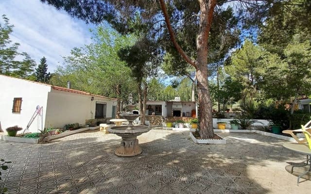 Chalet de 5 habitaciones en Sax en venta con piscina - 339.995 € (Ref: 9853008)