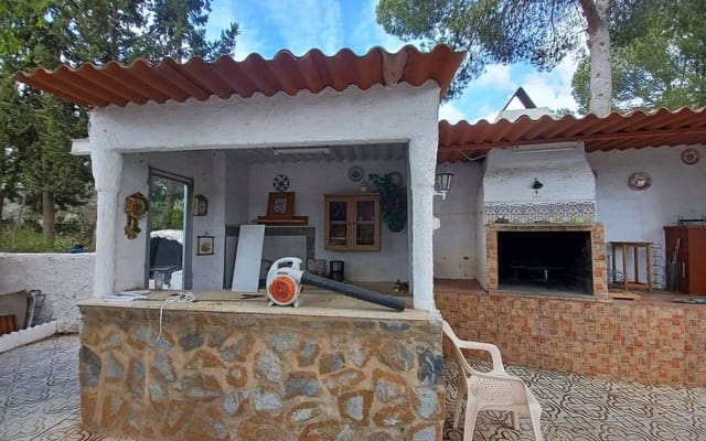 Chalet de 5 habitaciones en Sax en venta con piscina - 339.995 € (Ref: 9853008)