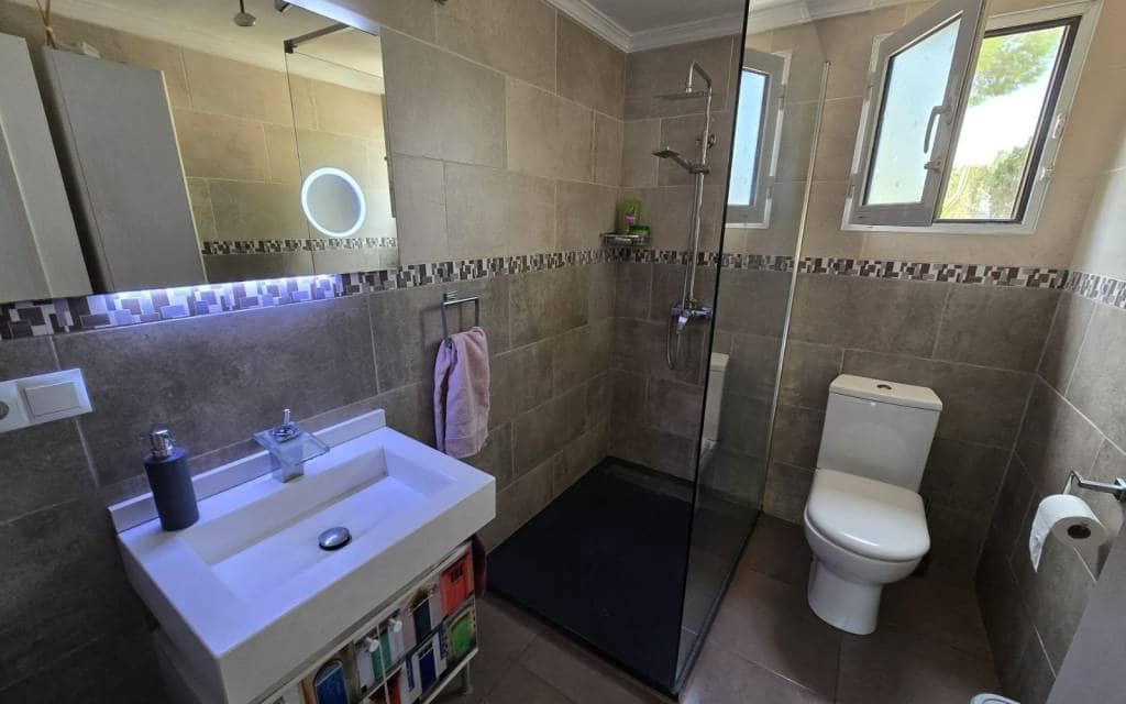 5 soverom Villa til salgs i Sax med svømmebasseng - € 349 995 (Ref: 9858411)