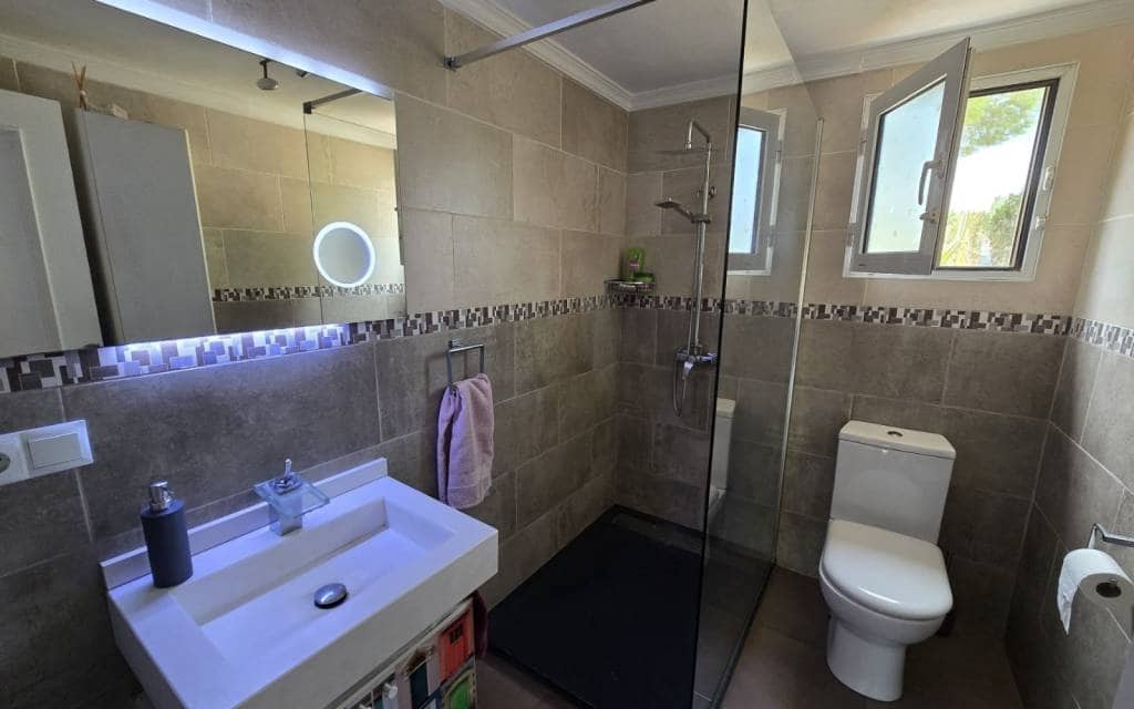 5 soverom Villa til salgs i Sax med svømmebasseng - € 349 995 (Ref: 9858411)