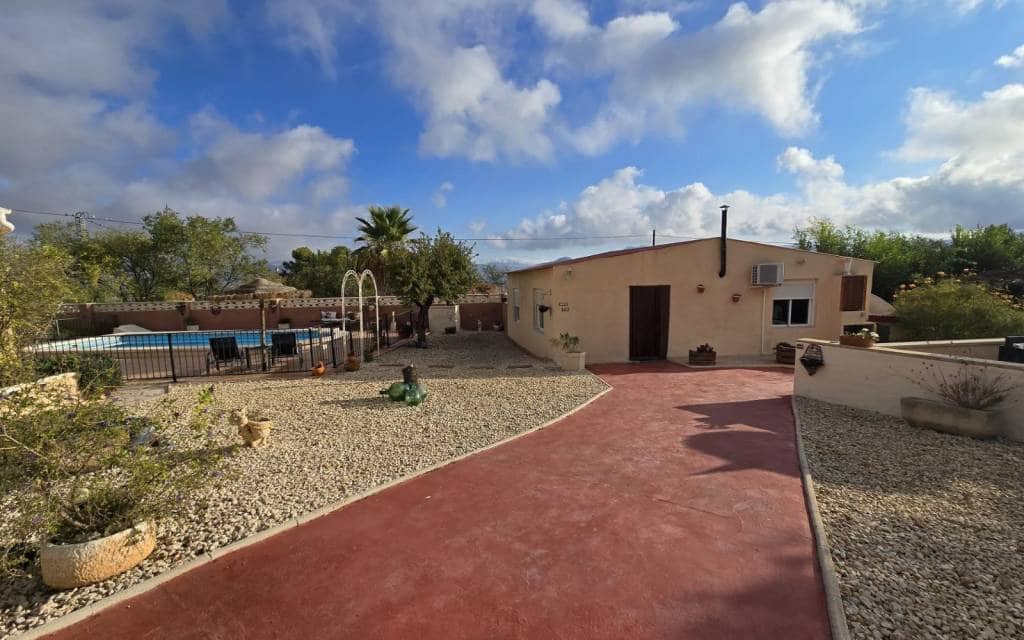 5 soverom Villa til salgs i Sax med svømmebasseng - € 349 995 (Ref: 9858411)