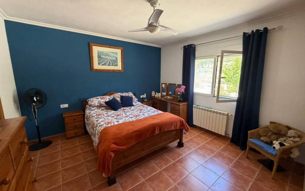 3 soveværelse Villa til salg i Sax med swimmingpool - € 349.995 (Ref: 9858412)