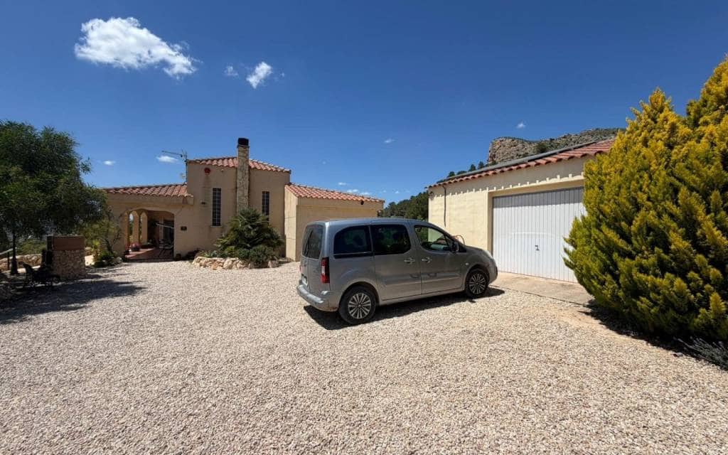 3 soveværelse Villa til salg i Sax med swimmingpool - € 349.995 (Ref: 9858412)