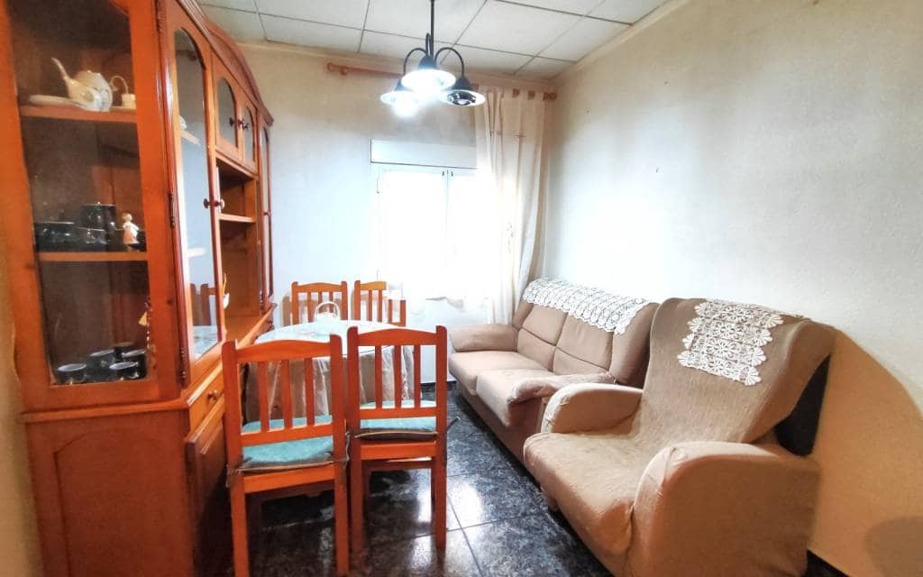 4 soverom Hus til salgs i Sax - € 105 000 (Ref: 9865927)