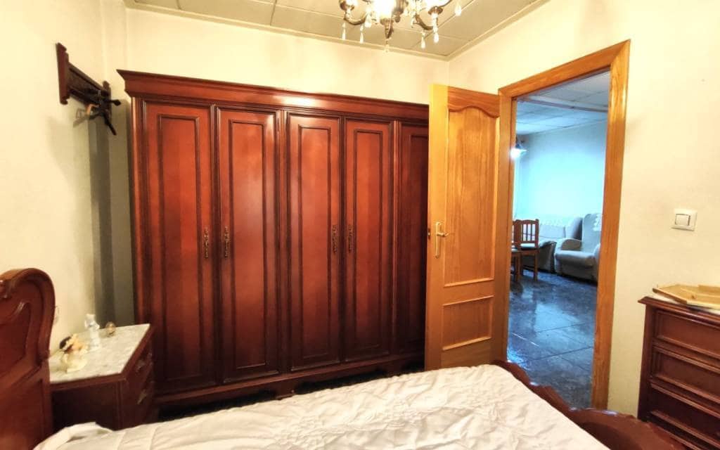 4 soverom Hus til salgs i Sax - € 105 000 (Ref: 9865927)