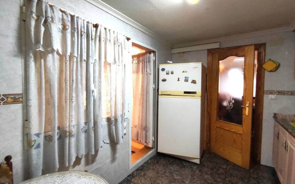 4 soverom Hus til salgs i Sax - € 105 000 (Ref: 9865927)