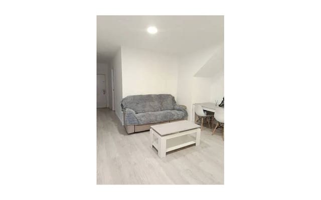 4 camera da letto Casa in vendita in Elda - 96.900 € (Rif: 9874175)