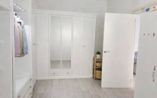 4 camera da letto Casa in vendita in Elda - 96.900 € (Rif: 9874175)