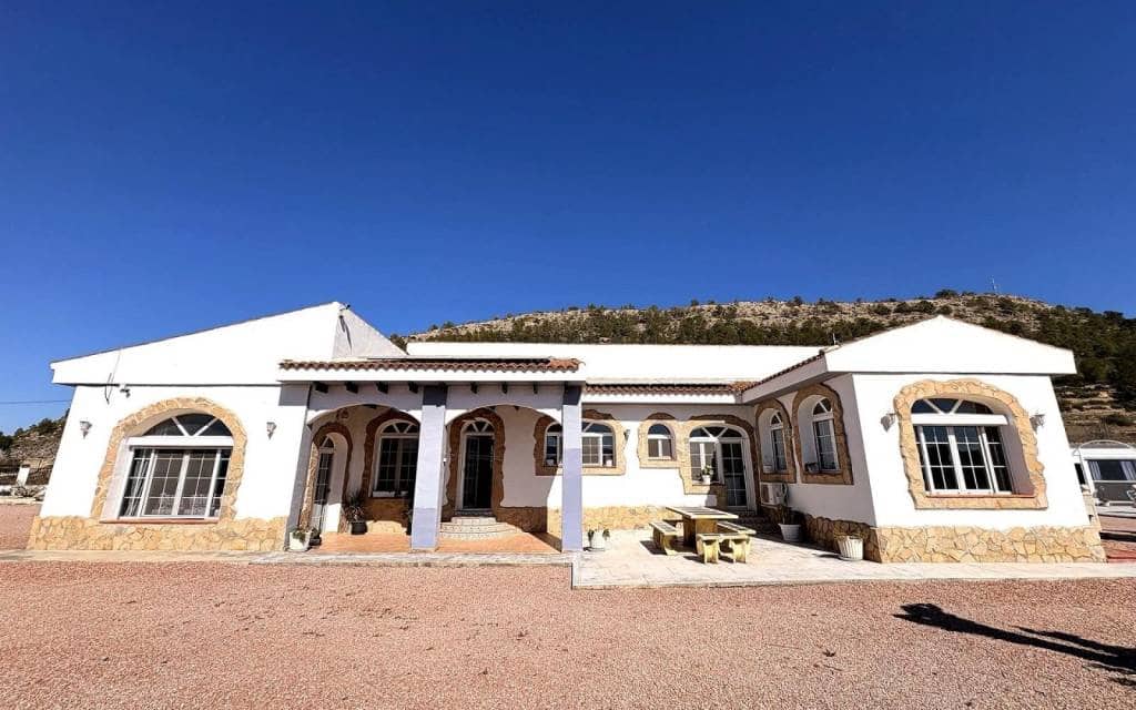 4 Zimmer Villa zu verkaufen in Monovar / Monover mit Pool Garage - 525.000 € (Ref: 9877103)