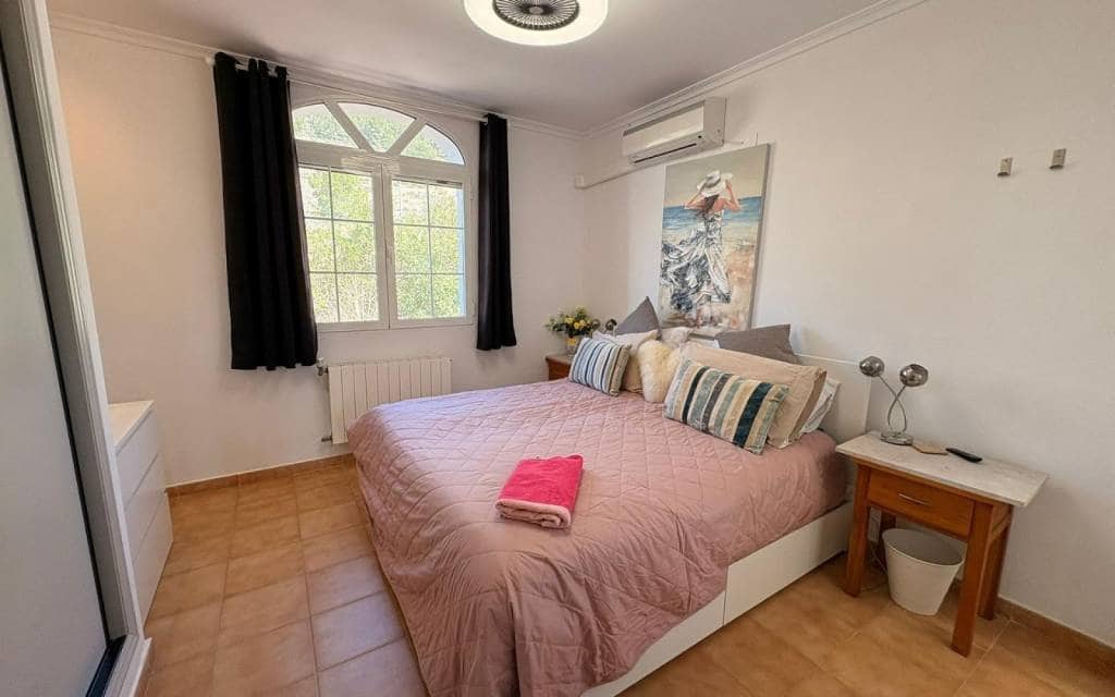 4 Zimmer Villa zu verkaufen in Monovar / Monover mit Pool Garage - 525.000 € (Ref: 9877103)